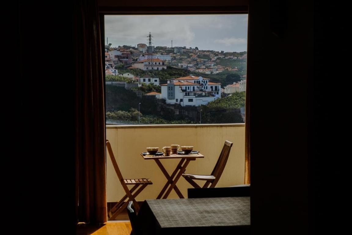 Appartamento Guestready - Serene Escape In Câmara de Lobos Esterno foto