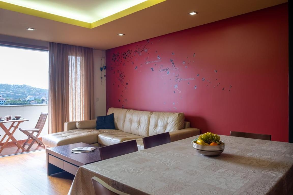Appartamento Guestready - Serene Escape In Câmara de Lobos Esterno foto