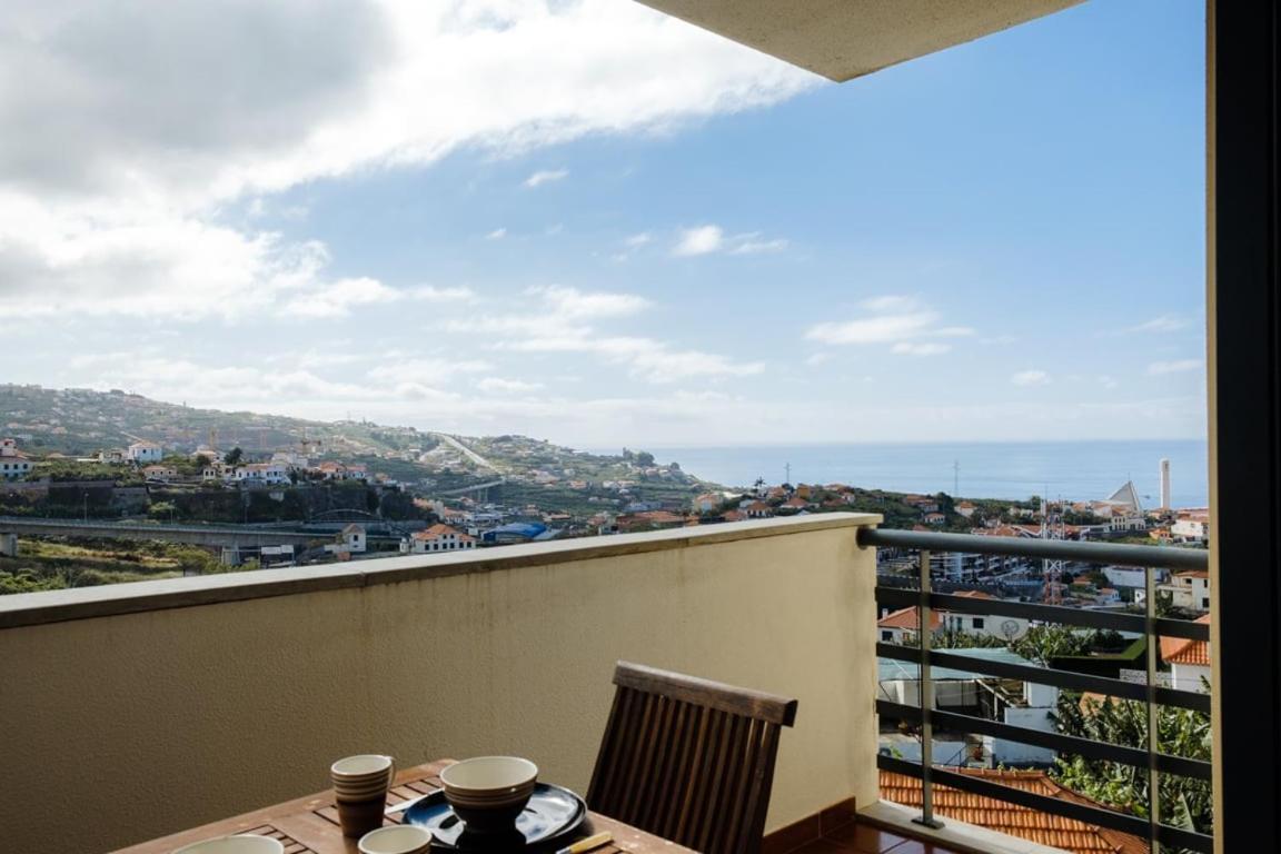 Appartamento Guestready - Serene Escape In Câmara de Lobos Esterno foto