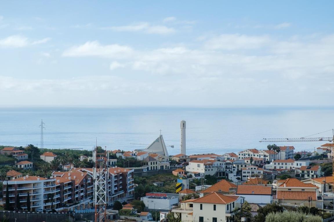 Appartamento Guestready - Serene Escape In Câmara de Lobos Esterno foto
