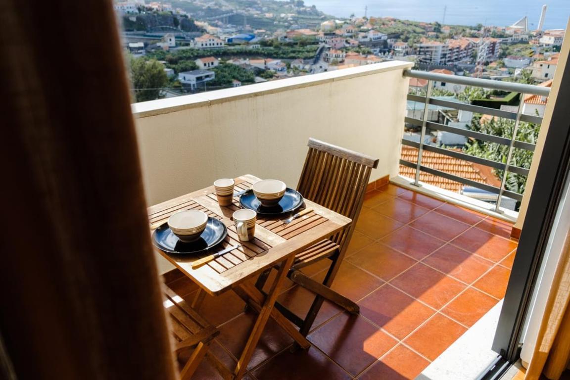 Appartamento Guestready - Serene Escape In Câmara de Lobos Esterno foto